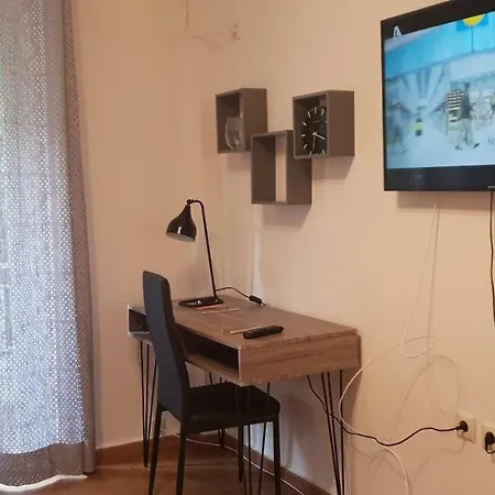 Martelaou Studio 24h To Airport Apartment *
